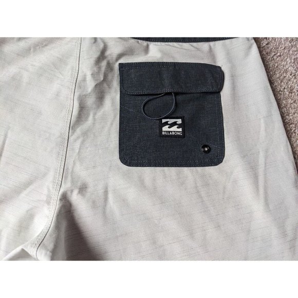 BILLABONG Swim Lo Tides Board Shorts Trunks Gray Striped Drawstring sz 38 - Picture 9 of 11